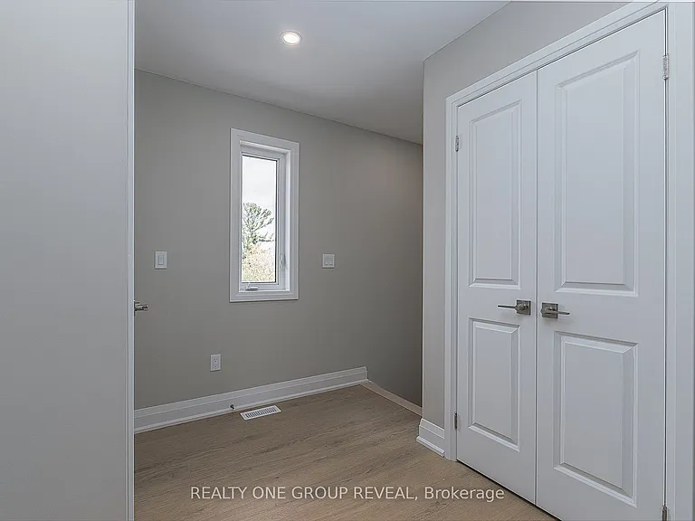 223 Grenfell St #2 — Photo 10