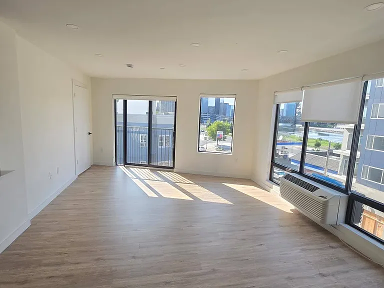 503 Market St #4A — Photo 4