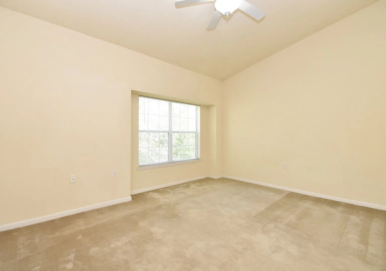 Welcome to your vibrant new lifestyle at Magnolia Place 4340 NW 48th Street #103 — Photo 4