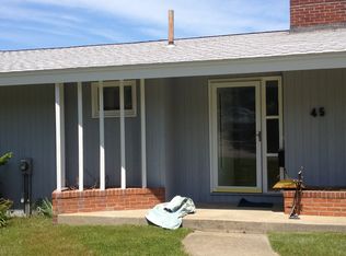 45 Holbrook Ave, Hull, MA 02045