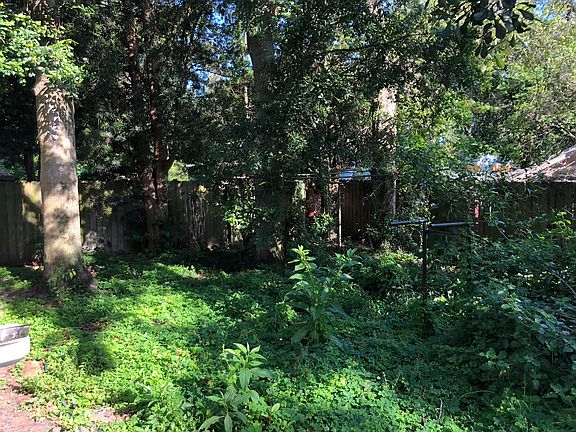 3rd image of 2412 N Ramona Cir