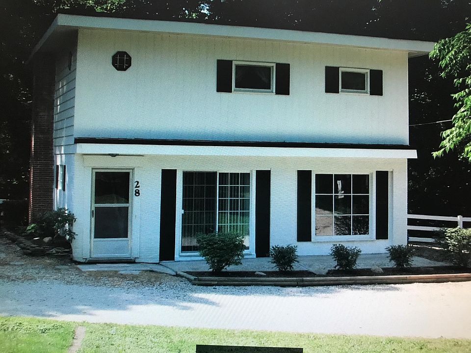 1st image of 28 Cox Dr