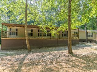 970 Elks Lake Rd, Hattiesburg, MS 39401