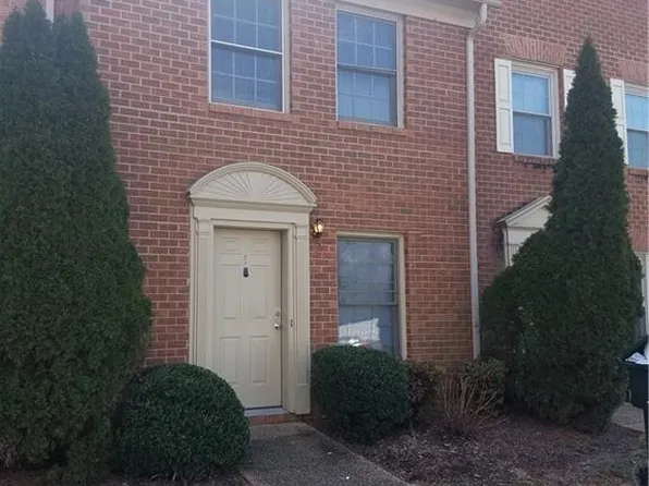 924 Lucas Creek Rd APT 4, Newport News, VA 23608