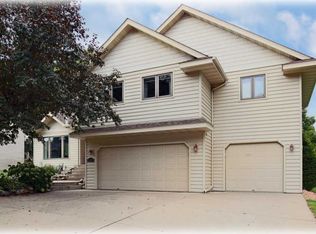 8425 Passfield Turn N, Maple Grove, MN 55311