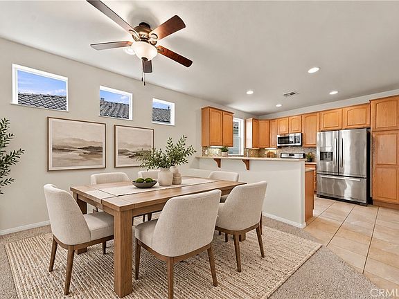 2nd image of 1160 Saguaro Rd
