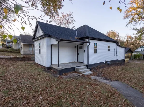 2847 Patee St, Saint Joseph, MO 64507