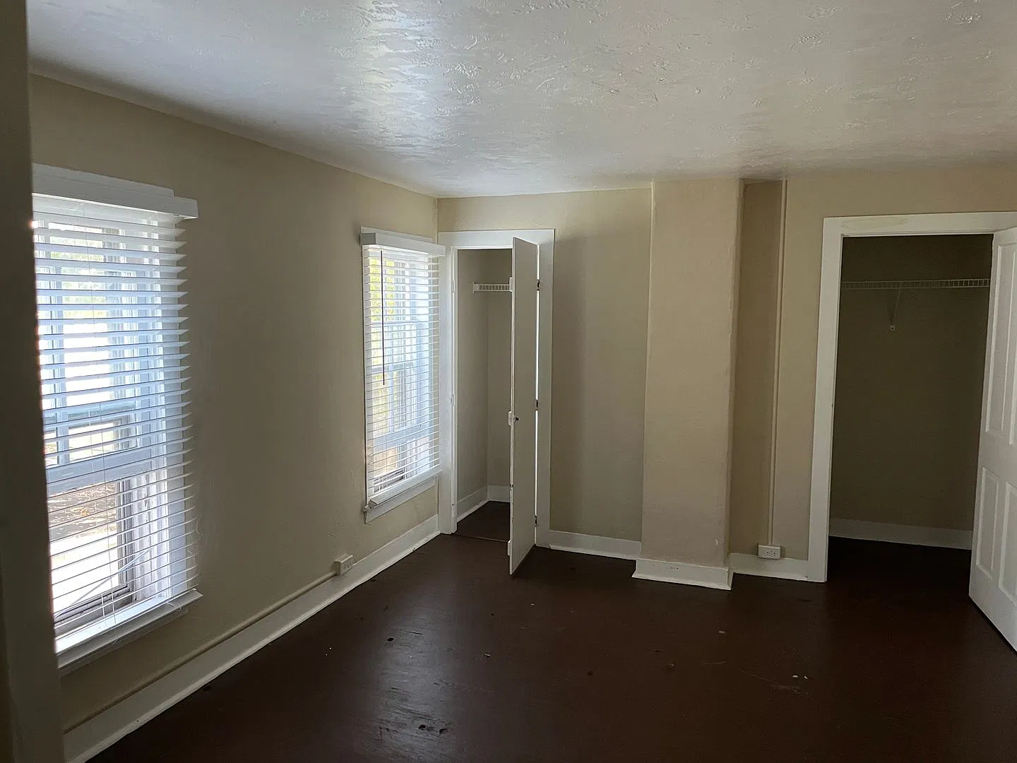 149 E Middle Street — Photo 4