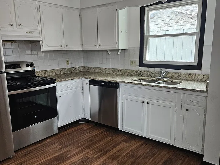 3124 Churchill Dr — Photo 13