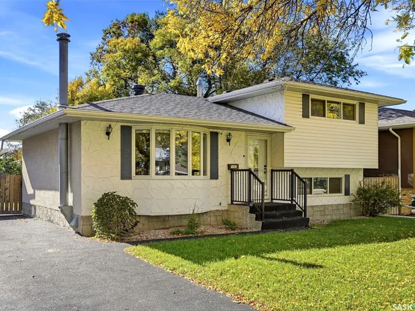 147 Rink Avenue, Regina, SK S4R 5W2