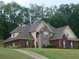 421 Winding Wood Dr, Wetumpka, AL 36093