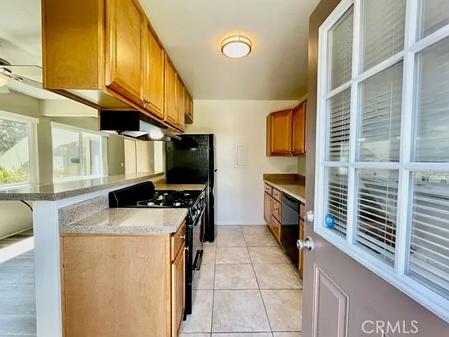 2964 Peppertree Ln #A — Photo 32