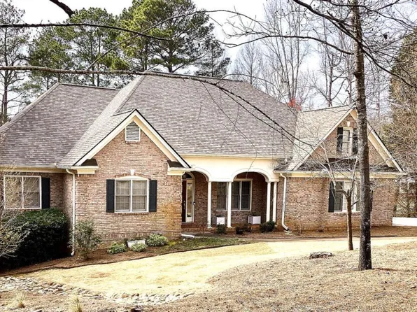 2504 Loch View Ct SW, Conyers, GA 30094