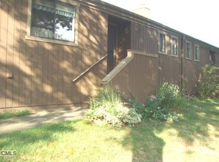 487 Commanche Ln #B, Stratford, CT 06614