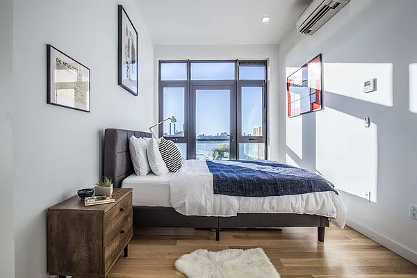 Rented by Nooklyn NYC LLC | media 65