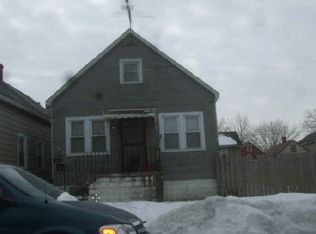 405 155th Pl, Calumet City, IL 60409