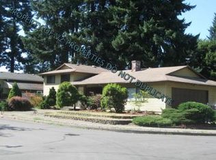 19425 NE Irving Ct, Portland, OR