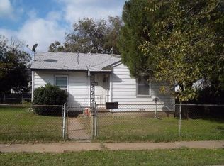 1702 Maple Ave, Grand Prairie, TX 75050