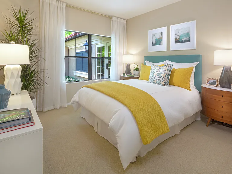 Monte Vista Apartment Homes — Photo 6