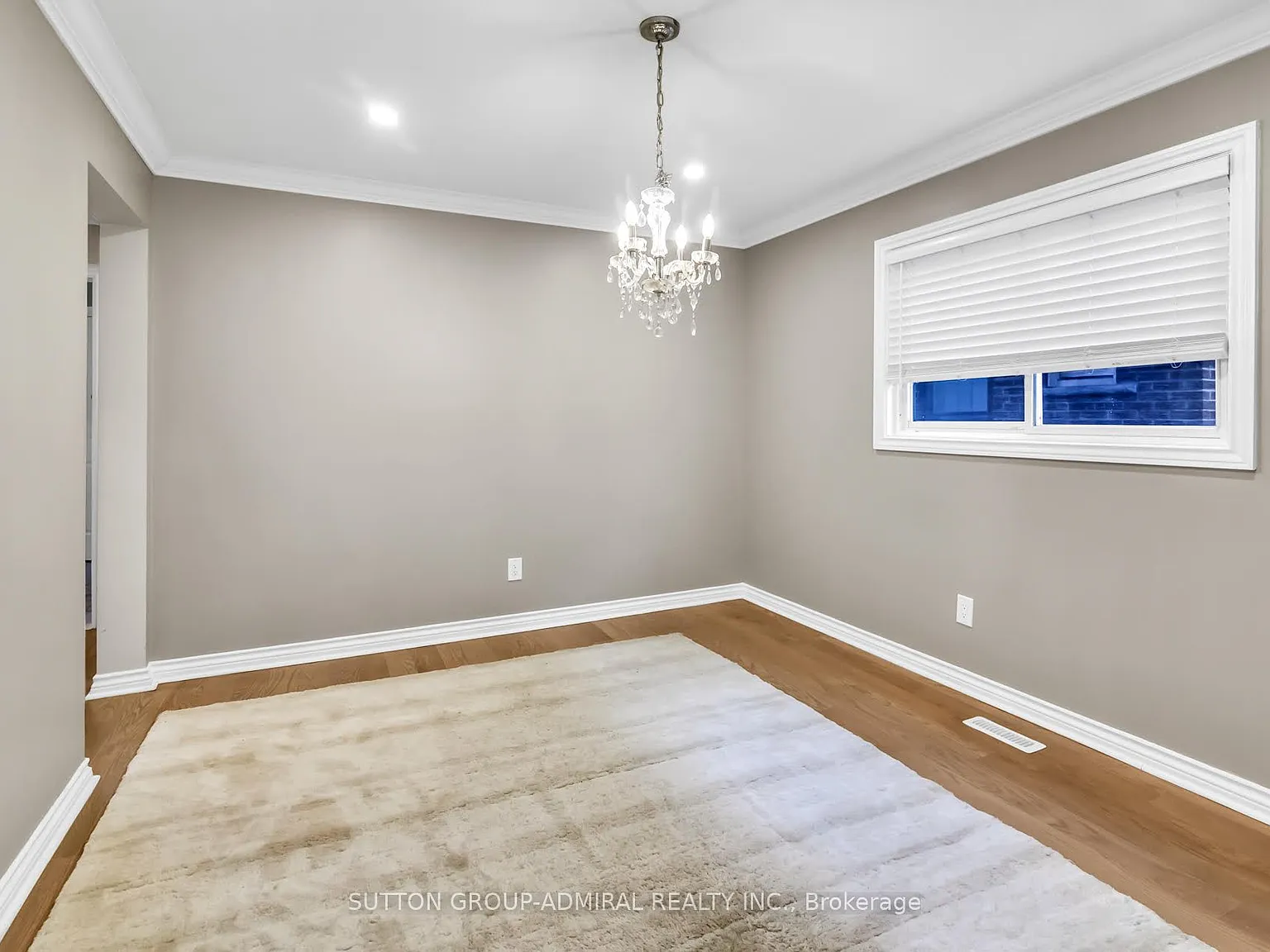 4 bed, $4,500 — Photo 3