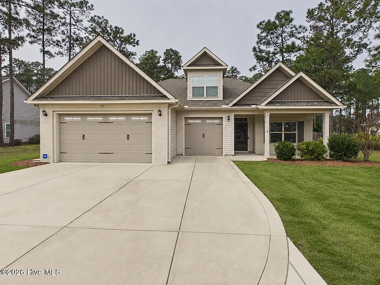 316 Pine Laurel Dr — Photo 1