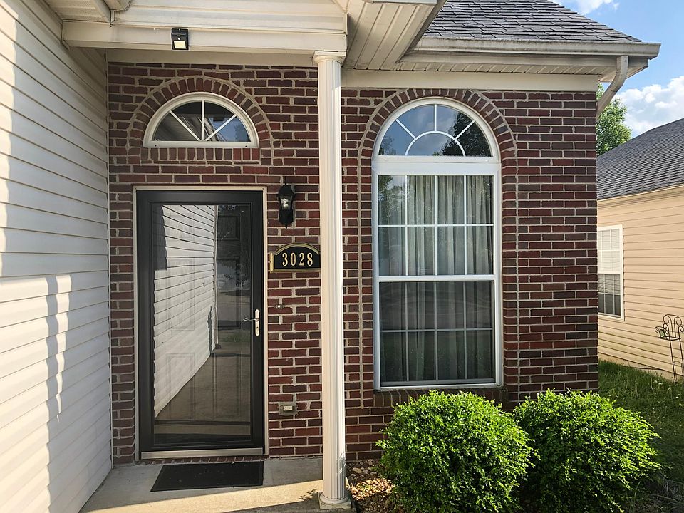 1st image of 3028 Trailwood Ln