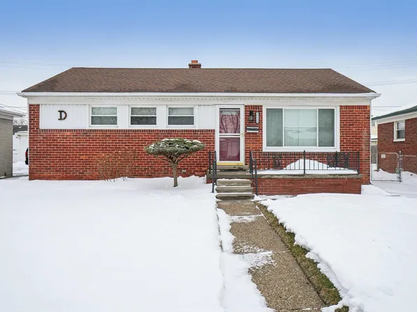 25135 Normandy St, Roseville, MI 48066