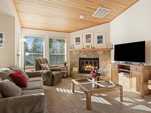 (undisclosed Address), Sunriver, OR 97707