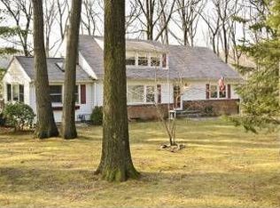 77 Flintrock Rd, Parsippany, NJ 07950