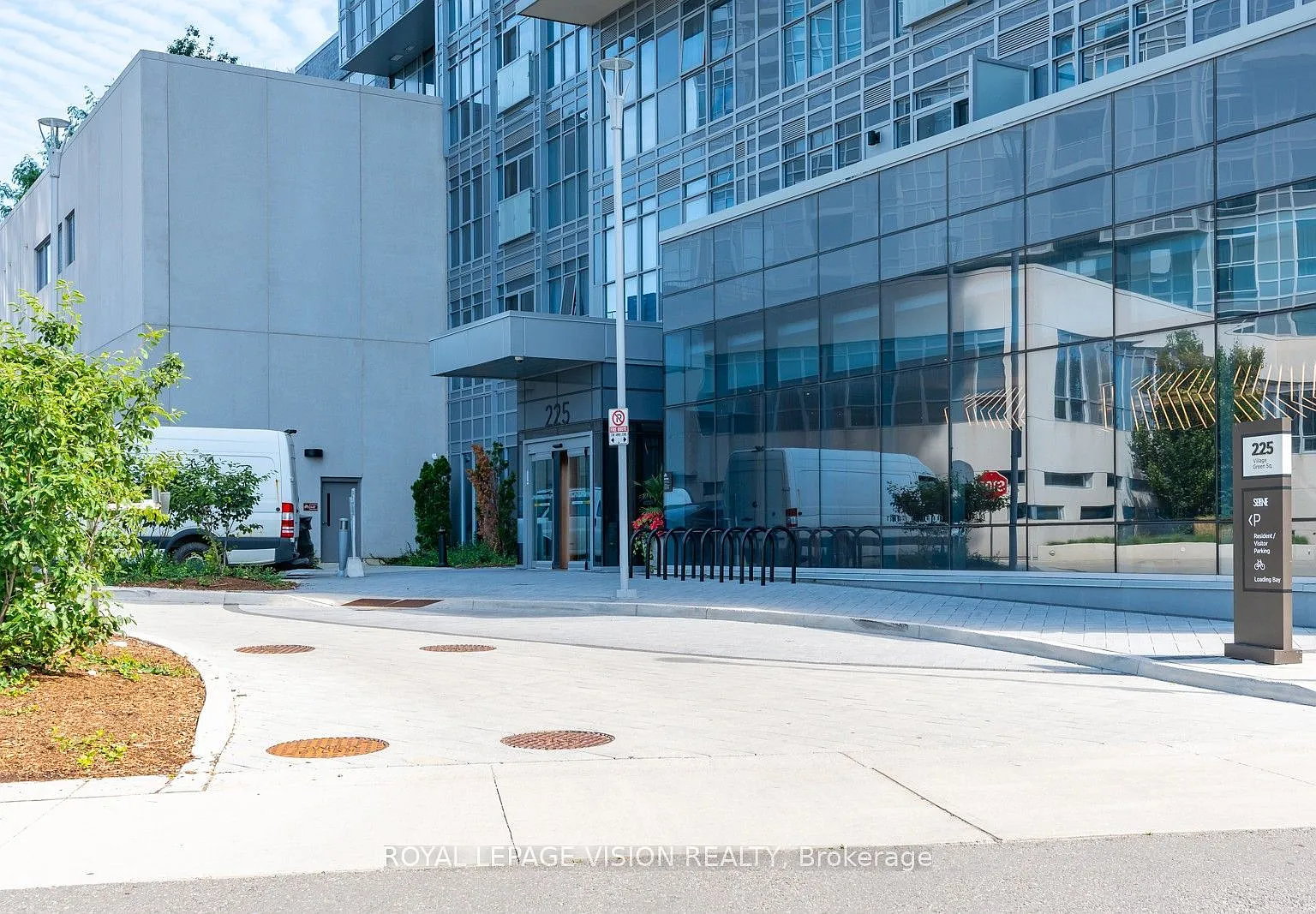 2 bed, $2,175 — Photo 2