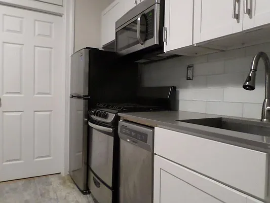 Rented by Keller Williams NYC | media 23