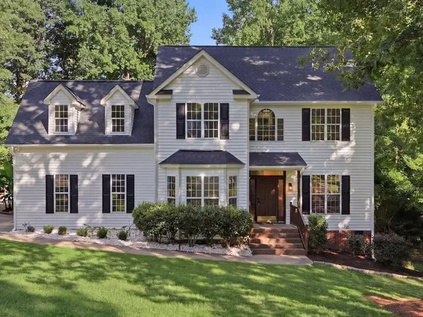 140 Trantham Trl, Clayton, NC 27527