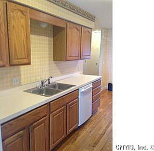 3rd image of 316 Summerhaven Dr N