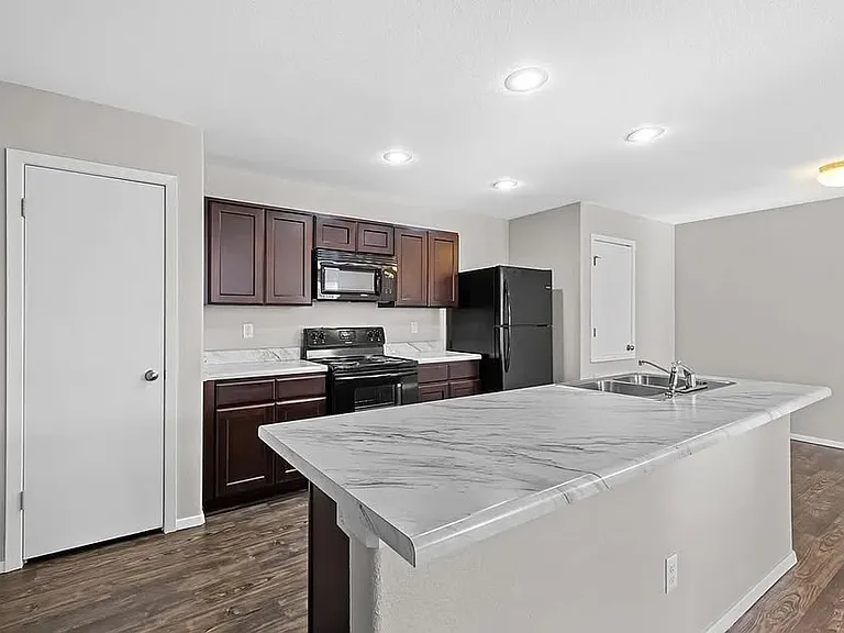 264 E Anabranch Ct — Photo 10