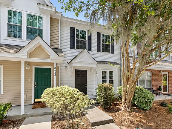 3rd image of 8032 Shadow Oak Dr