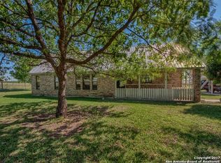 171 Koehler Rd, Marion, TX 78124