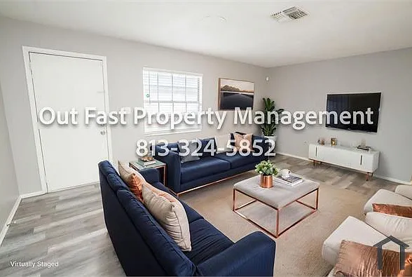 1277 Sylvia Ave — Photo 4
