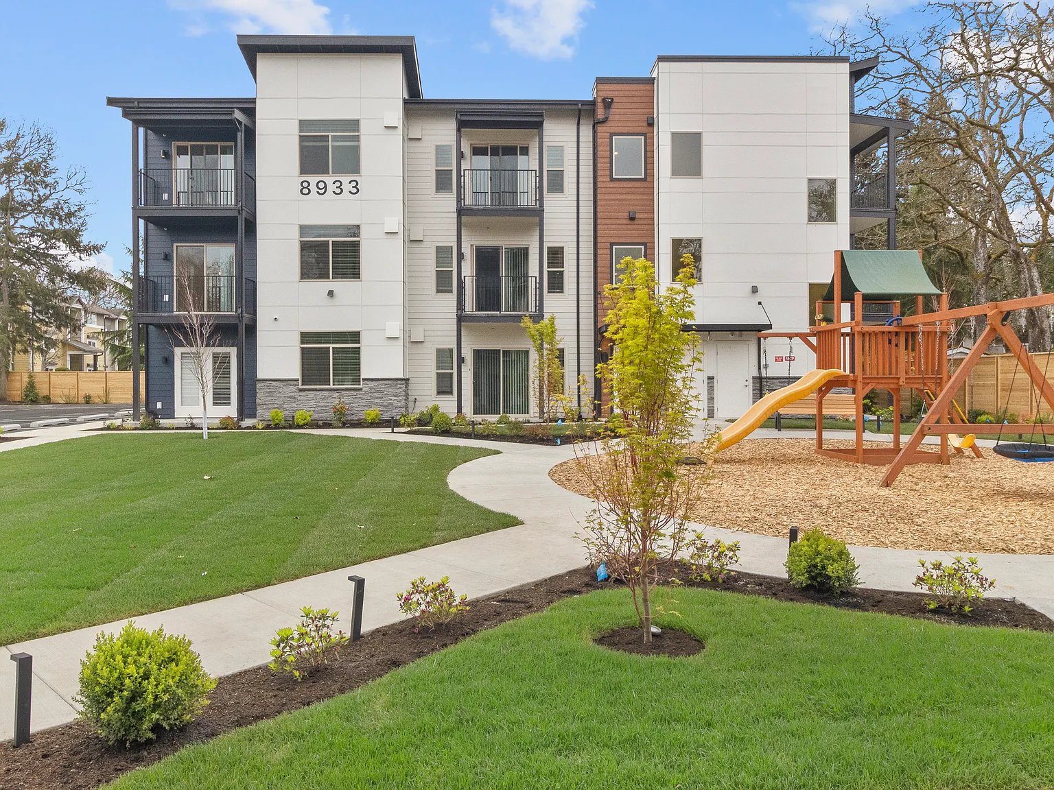 Heron Heights — Photo 1