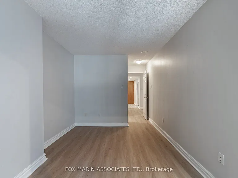 33 University Ave #303 — Photo 7