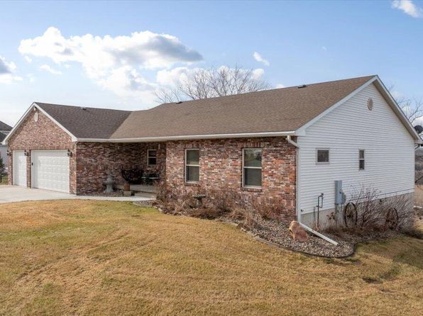 28706 Coldwater Ave, Honey Creek, IA 51542