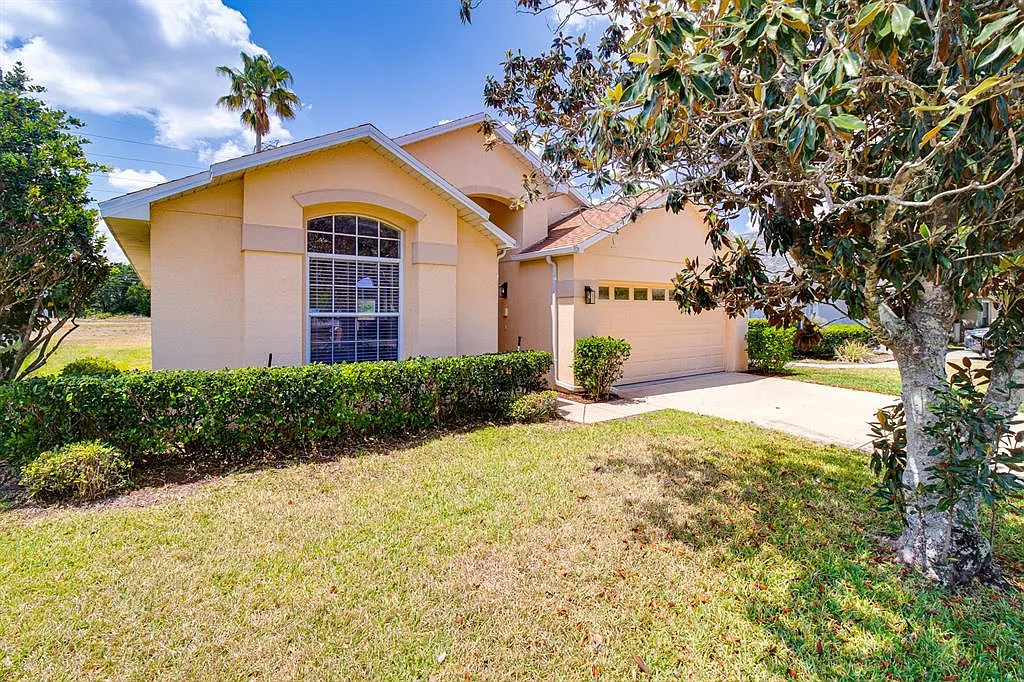 3 bed, 2.0 bath, 1614 sqft, $2,500 — Photo 3