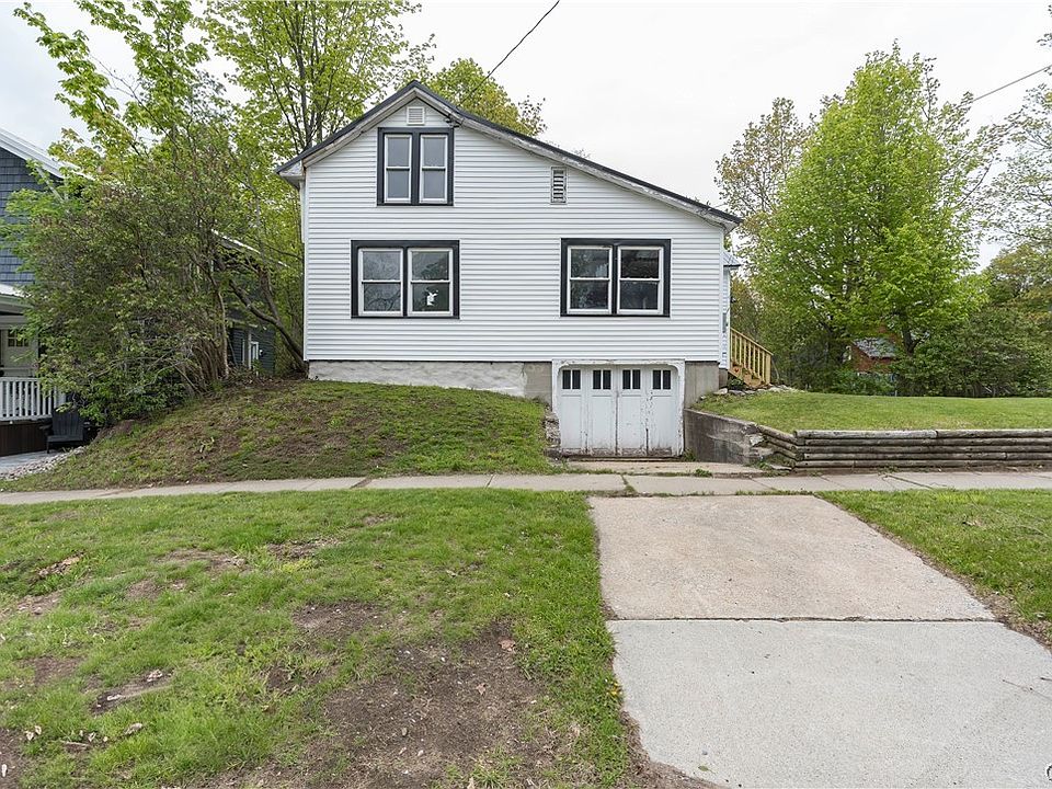 1st image of 316 N Clinton St