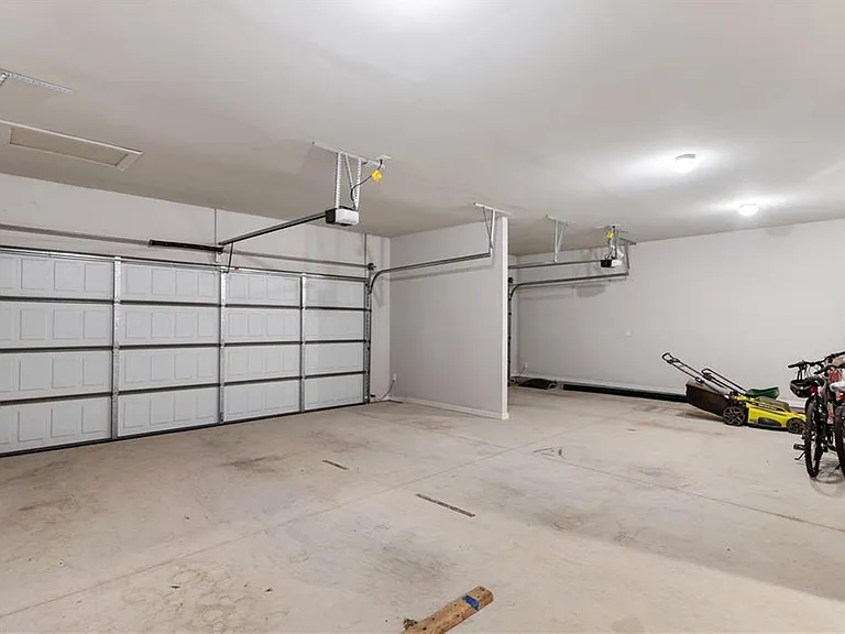 263 Osier Dr — Photo 35