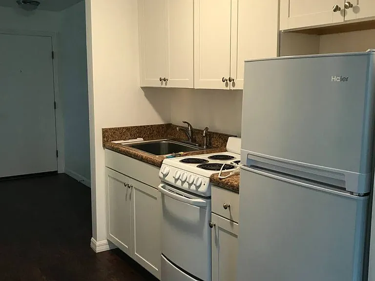 3817 Del Prado Blvd S — Photo 5