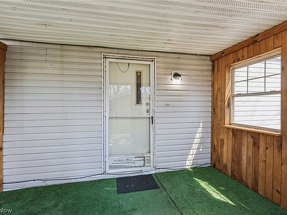 4th image of 6800 Lake Rd W #21