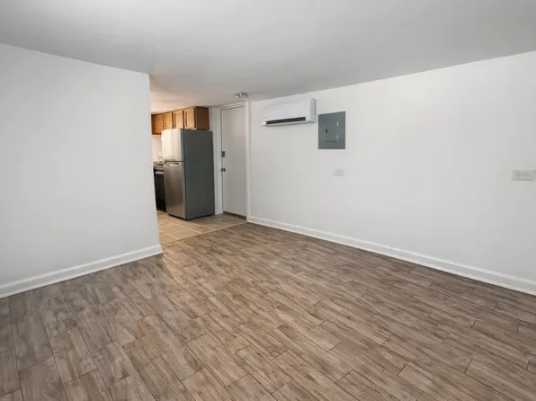 4001 Prairie Avenue, 4001 Prairie Ave APT 2, Schiller Park, IL 60176