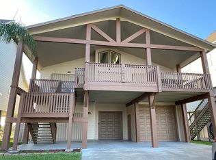 1008 W Commerce St, Port O Connor, TX 77982