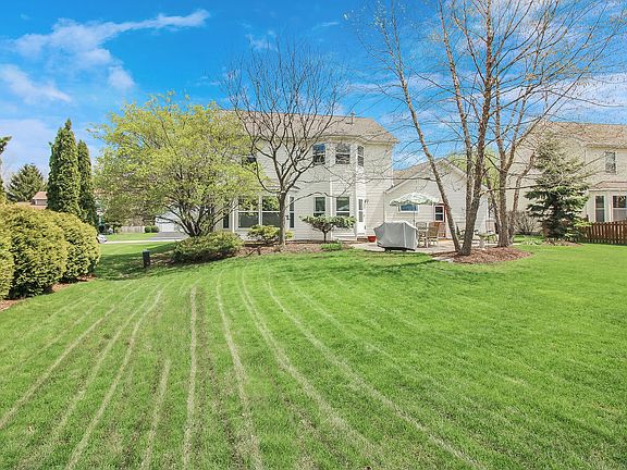 3rd image of 34394 N Old Walnut Cir