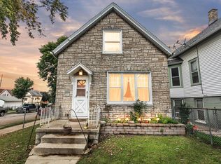 2491 S 8th St, Milwaukee, WI 53215