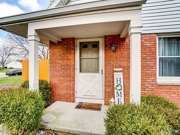 4th image of 583 Monticello Ave
